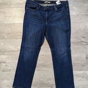 Women's Levi's pants
